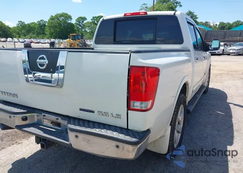 2010 Nissan Titan Se z USA, uszkodzony, nr VIN 1N6BA0ED4AN323907
